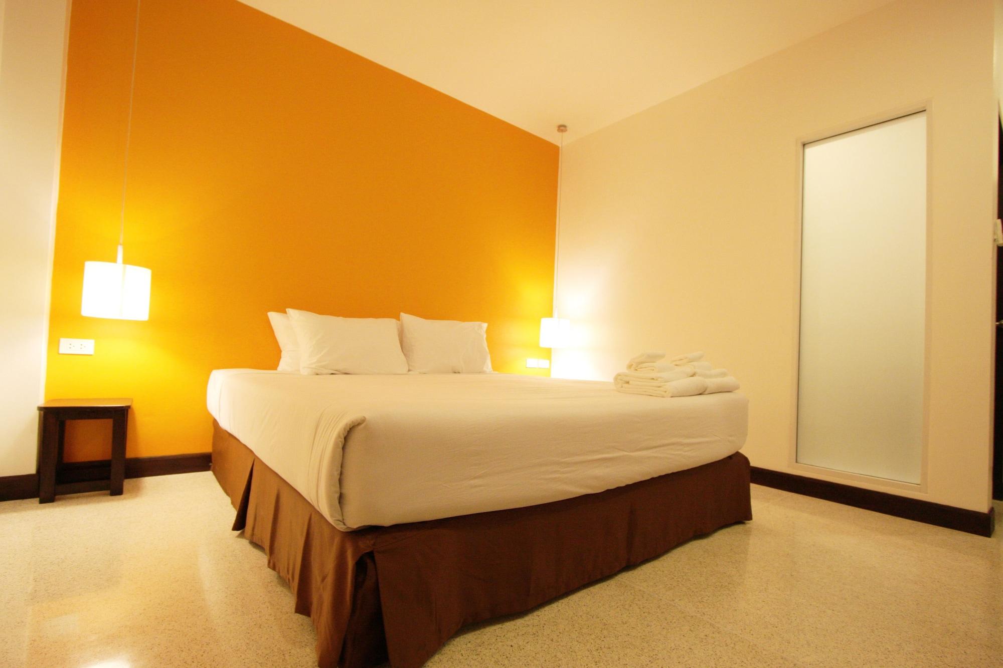 Chaba Place Hua Hin Exterior photo